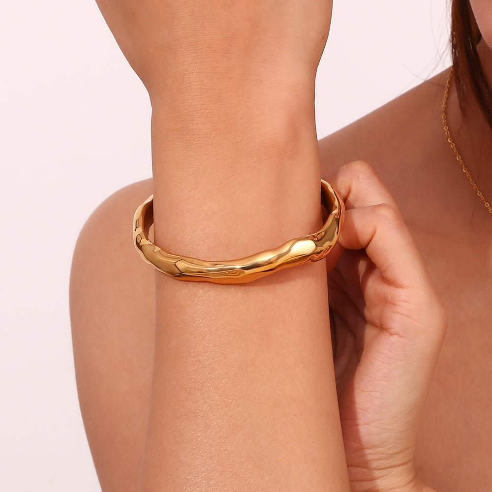 BRAZALETE MARTILLADO - VIOLETA